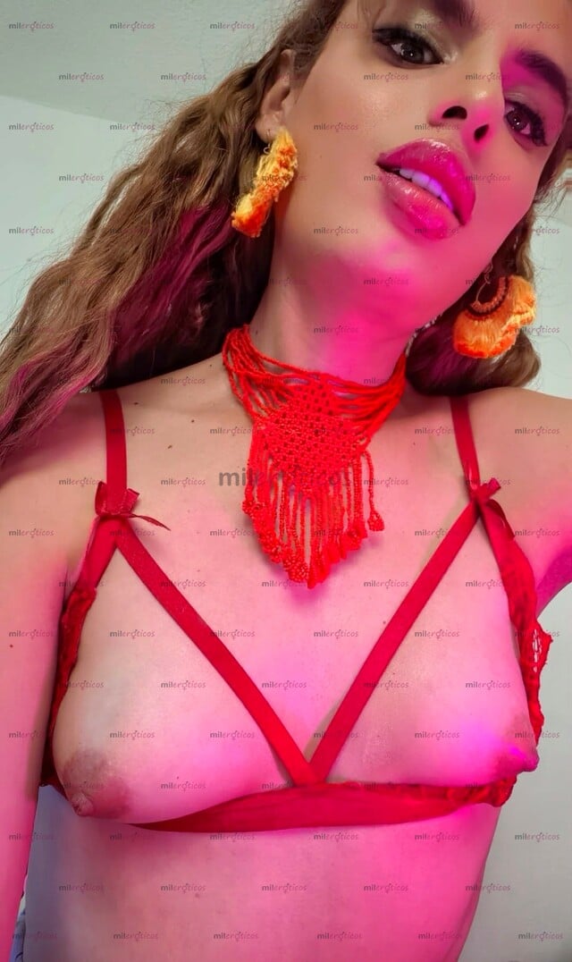 FOTOS DE DISPONIBLE SOY ÍNTER Y TENGO LUGAR BÁRBARA GRECO