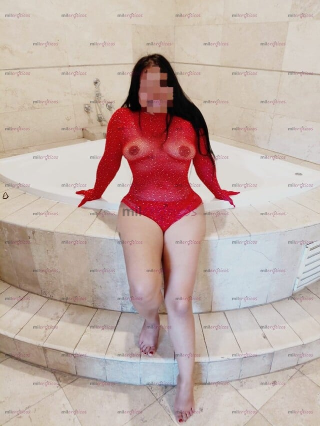 FOTOS DE JOVENCITA DE 18 AÑOS NUEVA EN EL ÁMBITO NINFÓMANA Y MULTIORGÁSMICA