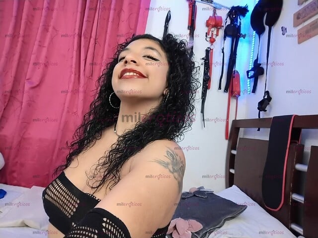 FOTOS DE LATINA TATUADA ENCUENTROS PRIVADOS A DOMICILIO CONTENIDO EXCLUSIVO