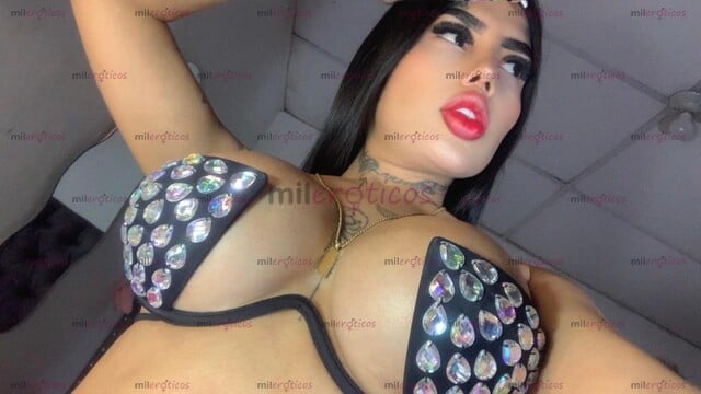 FOTOS DE SOFIA CHICA SEXY Y ENCANTADORA MAMADORA LUXURY