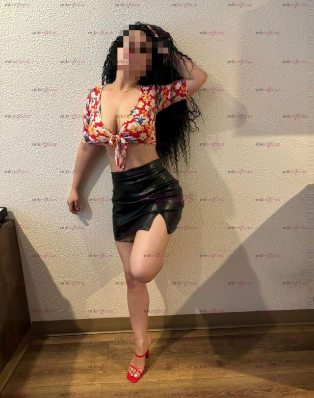 FOTOS DE ESPECTACULAR CHICA JOVEN SUPER APRETADITA PARA TI BB