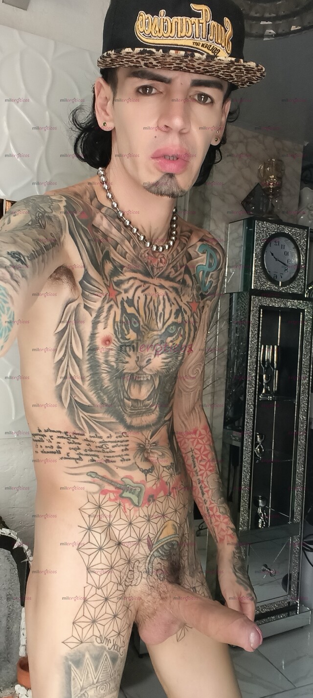 FOTOS DE FLACO ACTIVO BLANCO TATUADO MORBOSO SEXUAL