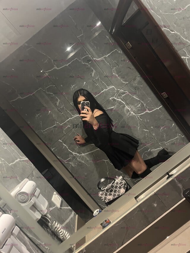 FOTOS DE CHICA TRANS CALIENTE CON PROMOCIÓN DE VIDEO LLAMADA RICA Y SEXI PAPI