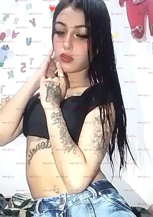 FOTOS DE HOLA CHICOS SOY UNA FLAQUITA HERMOSA DISPUESTA A COMPLACER TUS FANTASIAS
