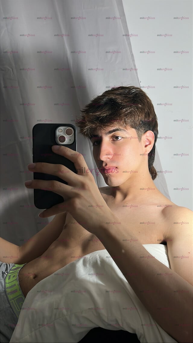 FOTOS DE JOVEN PASIVO COMPLACIENTE Y DISCRETO DISPUESTO A PASAR UN BUEN RATO AGRADABLE
