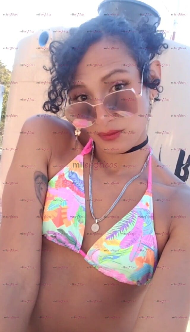 FOTOS DE FLACA, SENCILLA, CARISMÁTICA Y CALIENTE CHICA EN TRANSICIÓN