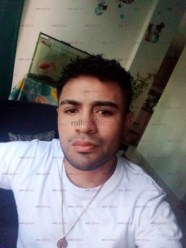 FOTOS DE ME CONSIDERO DE MENTE ABIERTA PARA HACER REALIDAD TUS MAS PROFUNDAS FANTASÍA