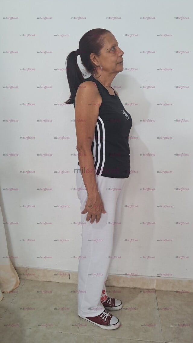 FOTOS DE HOLA MIS AMORES SOY CANDY UNA HERMOSA CHICA DISPUESTA A HACERTE PASAR TUS MEJORE