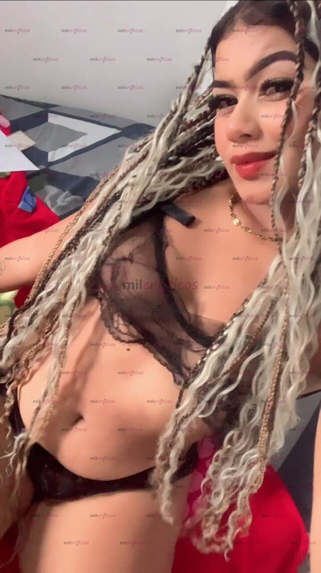 FOTOS DE HOLA AMOR SOY UNA CHICA MUY COMPLACIENTE TODITA PARA TI AMOR