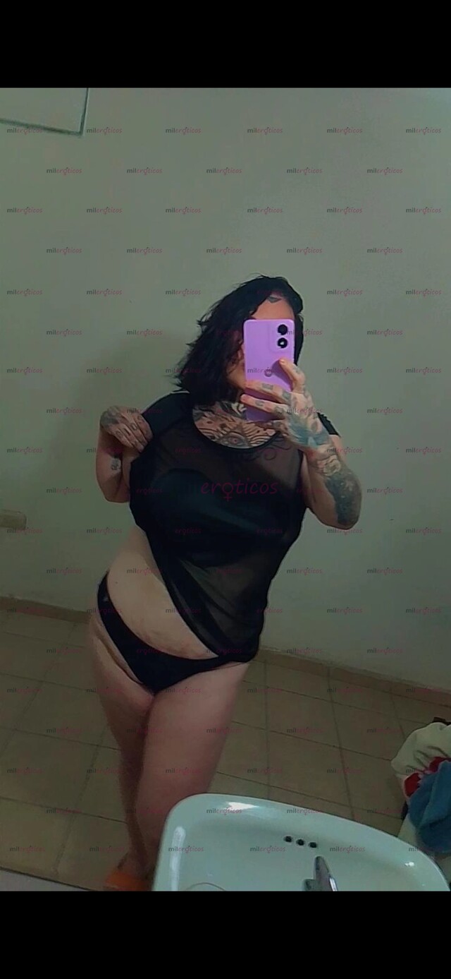 FOTOS DE UN RIQUISIMO GAGING Y UN MASAJE EXTRAVAGANTE PARA DESESTRESARTE REY !