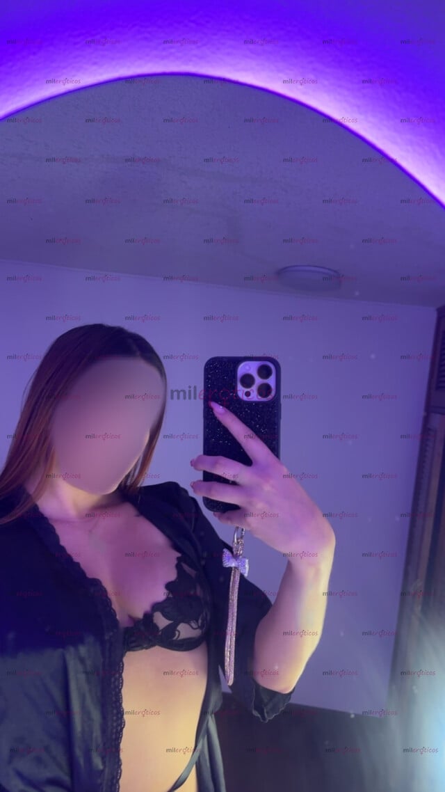 FOTOS DE ME LLAMO VALERIA SOY UNA CHICA MUY HERMOSA, SENSUAL CON UNA ACTITUD ENCANTADORA