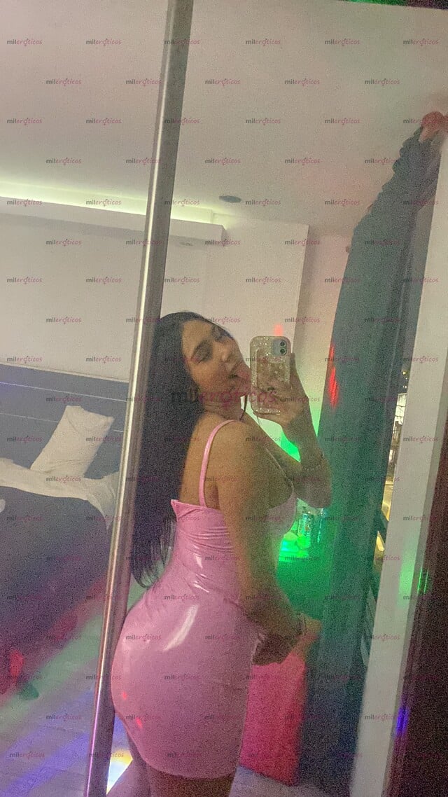 FOTOS DE HOLA AMOR SOY MÍA UNA RICA FLACA DISPUESTA A COMPLACERTE