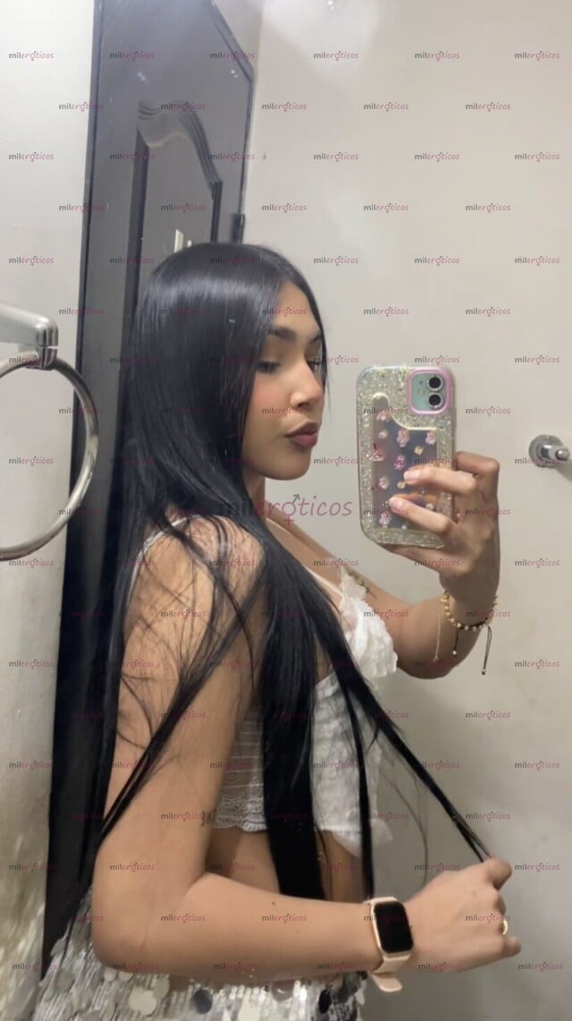 FOTOS DE HOLA AMOR SOY MÍA UNA RICA FLACA DISPUESTA A COMPLACERTE