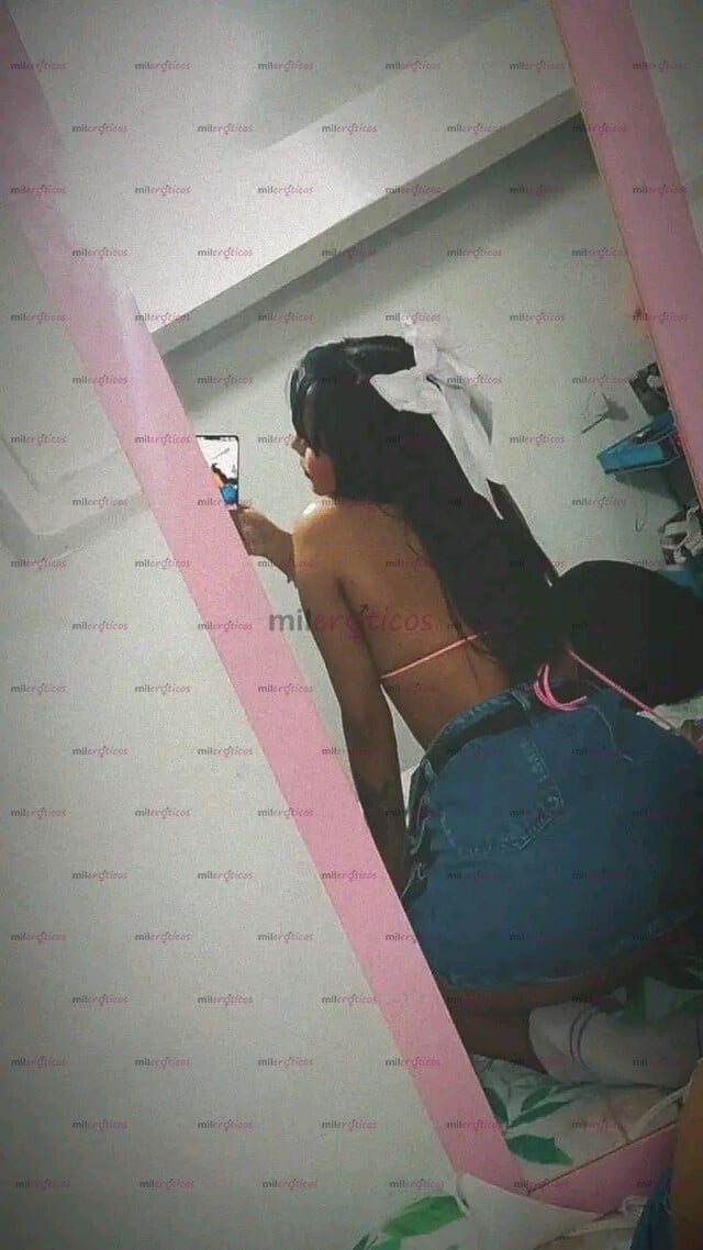 FOTOS DE HOLA MIS AMORES SOY UNA CHICA SÚPER CALIENTE EN LA CAMA DISPUESTA A COMPLACERTE