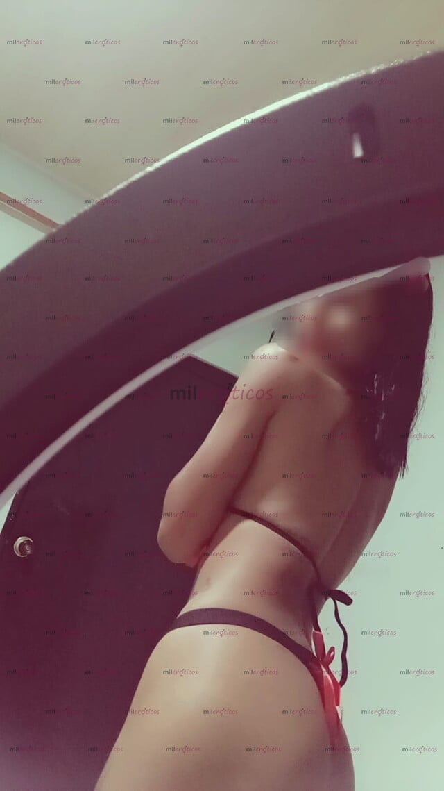 FOTOS DE HOLA, MIS AMORES SOY UNA FLAQUITA DELICIOSA DISPUESTA AH COMPLACER TUS DESEOS..