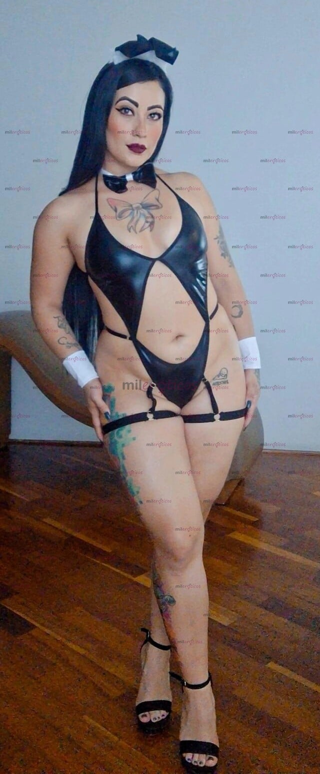 FOTOS DE PELINEGRA, BAJITA Y CADERONA. TU MAMADORA FAVORITA! 3