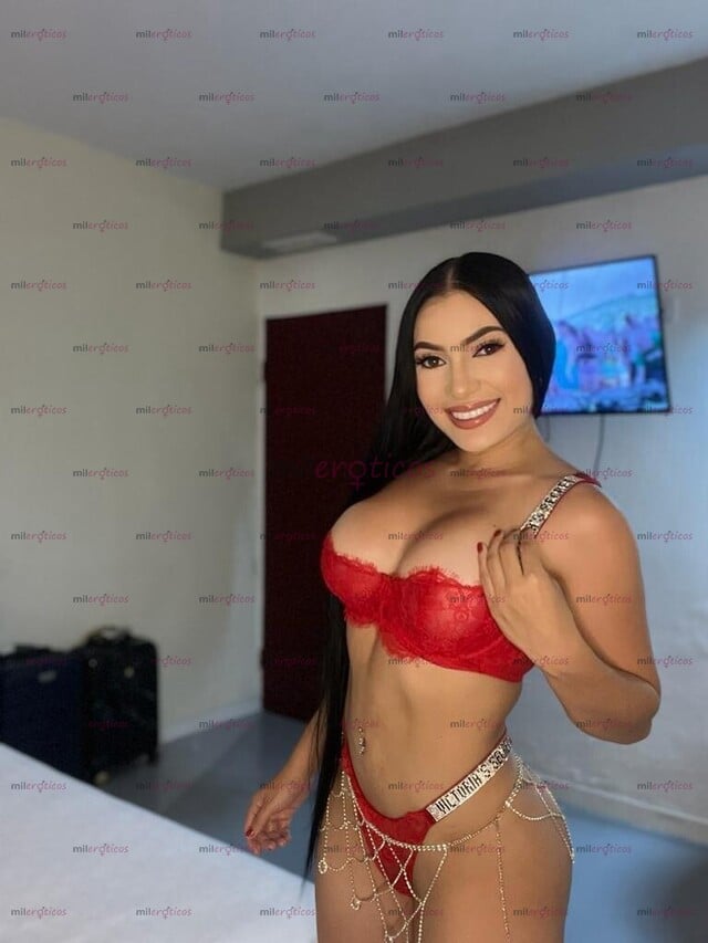 FOTOS DE MIA VOLUPTUOSA BESOS APASIONADOS ARDIENTE, TIERNA JOVENCITA ADICTA AL SEXO