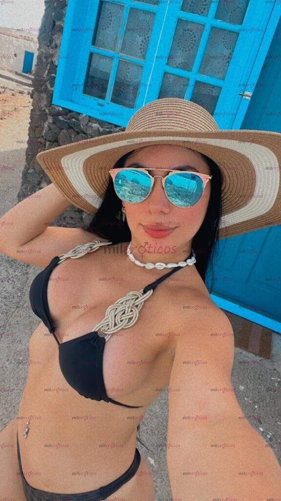 FOTOS DE MIA VOLUPTUOSA BESOS APASIONADOS ARDIENTE, TIERNA JOVENCITA ADICTA AL SEXO