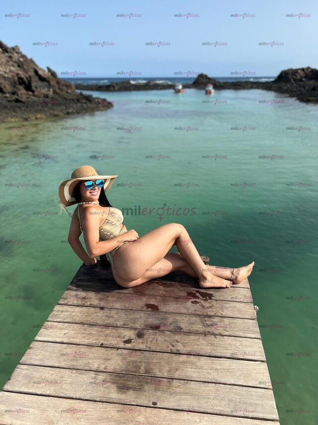 FOTOS DE MIA VOLUPTUOSA BESOS APASIONADOS ARDIENTE, TIERNA JOVENCITA ADICTA AL SEXO