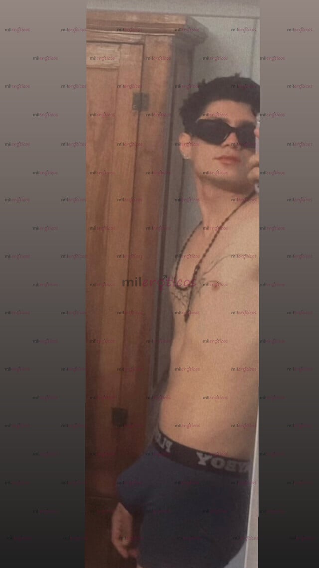 FOTOS DE JOVEN COLOMBIANO LECHERO INTER MORBOSO (DISCRETO)