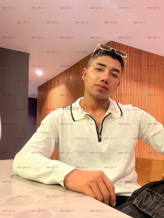 FOTOS DE CHICO PASIVO DISCRETO DISPONIBLE RESERVA AHORA