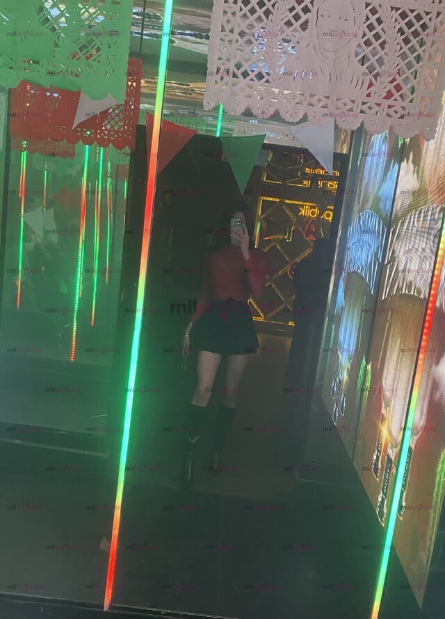 FOTOS DE CHICA COMPLACIENTE Y SUMISA, VEN A PROBARME