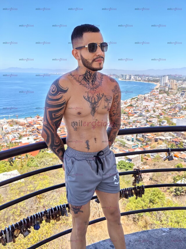 FOTOS DE MASAJISTA.GUAPO JOVEN.SEXY VARONIL.DISCRETO.BI
