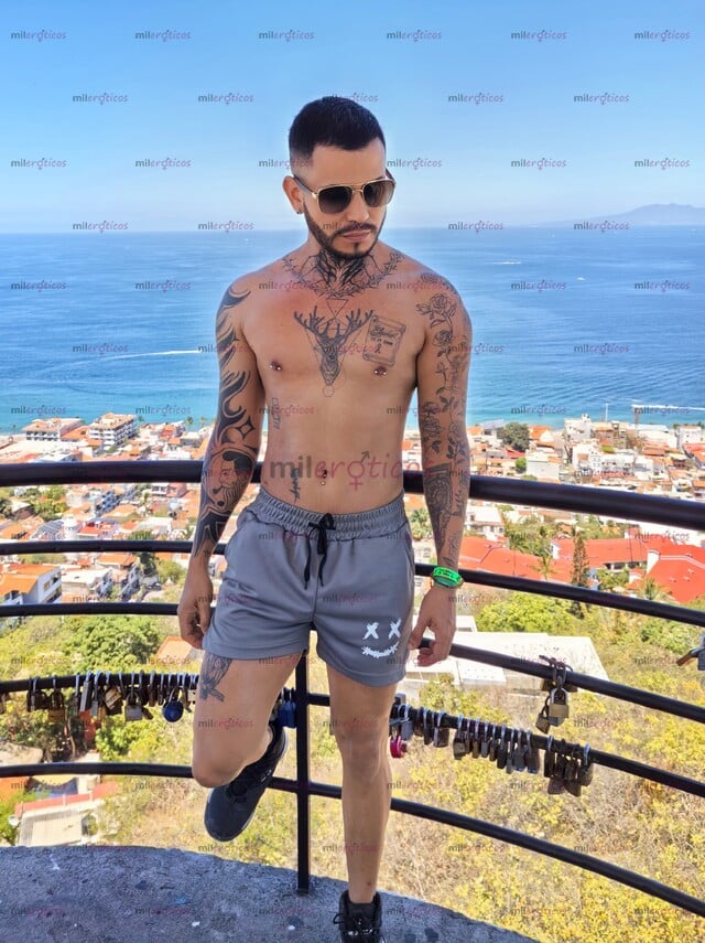 FOTOS DE MASAJISTA.GUAPO JOVEN.SEXY VARONIL.DISCRETO.BI