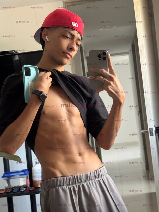 FOTOS DE SERIO DESCOMPLICADO VERSÁTIL Y MUY CALIENTE DISPONIBLE 24 7
