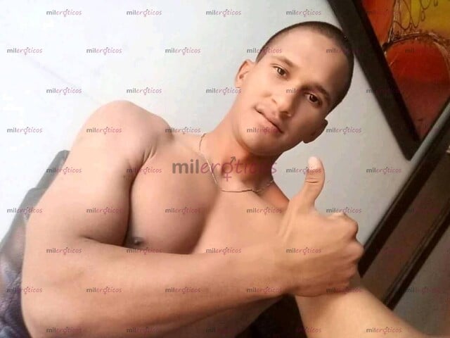 FOTOS DE JOVEN DE 28 AÑOS DISPONIBLE PARA SALIR HACER COMPAÑÍA Y PASARLA RICO