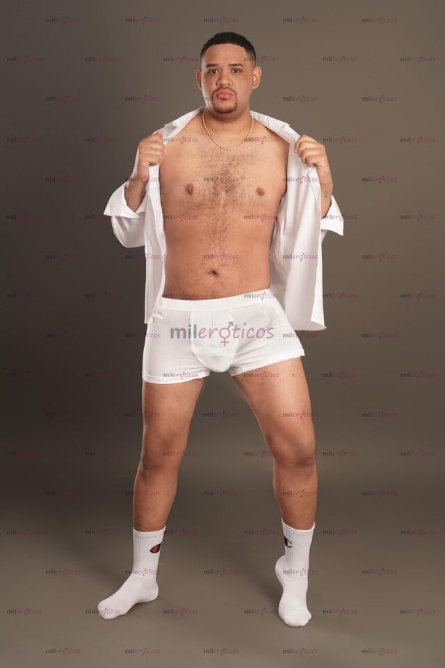 FOTOS DE JOVEN EXTRAJERO GUAPO ,VERGON LECHERO 20CM COMPLACIENTE