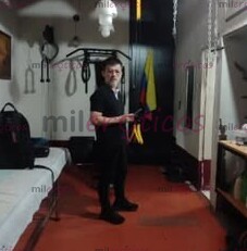 FOTOS DE 311 370 5962 DIDO LOPEZ TRABAJO COMO MASAJISTA POR HORA EN MEDELLIN COLOMBIA