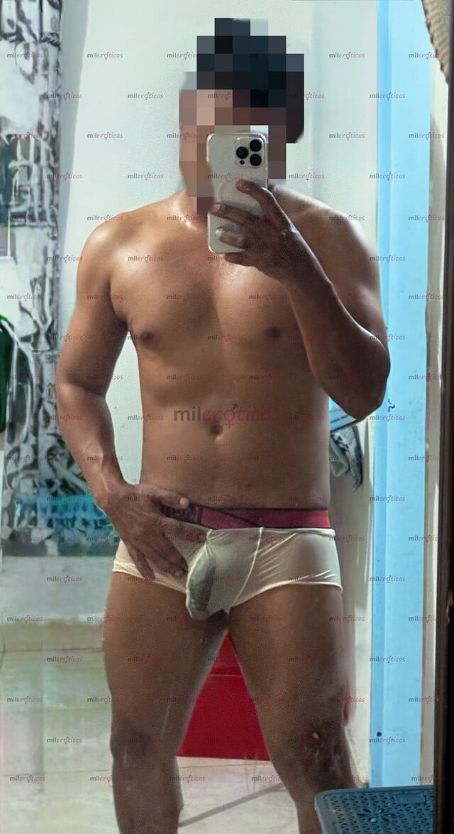 FOTOS DE SINGLE MORENO PARA PAREJAS CUCKOLD Y MUJERES.