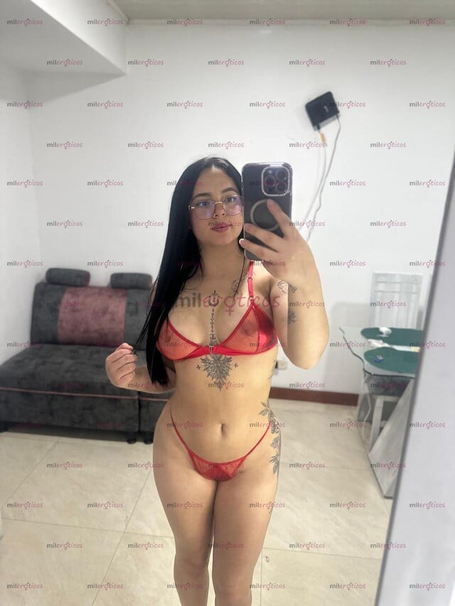FOTOS DE HOLA SOY ZOÉ FLACA! HERMOSA NINFÓMANA ADICTA AL SEXO A DOMICILIO