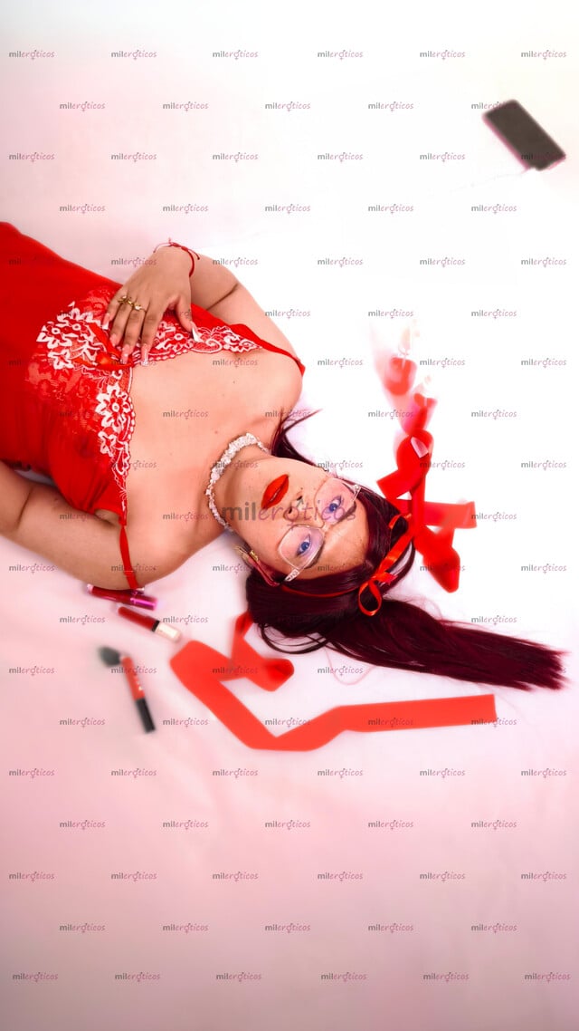 FOTOS DE EL ROJO ES MI COLOR PORQUE ES PASIÓN! ME APASIONA TENERLO DURO EN MI BOCA