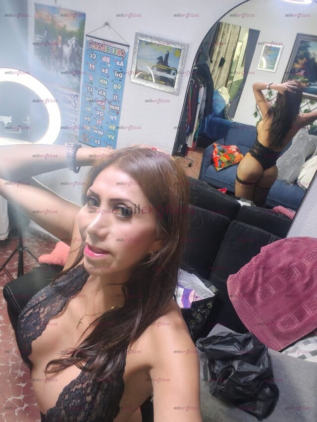 FOTOS DE DISPONIBLE PARA DESLECHARTE Y MAMARTE ESE CULO RICO