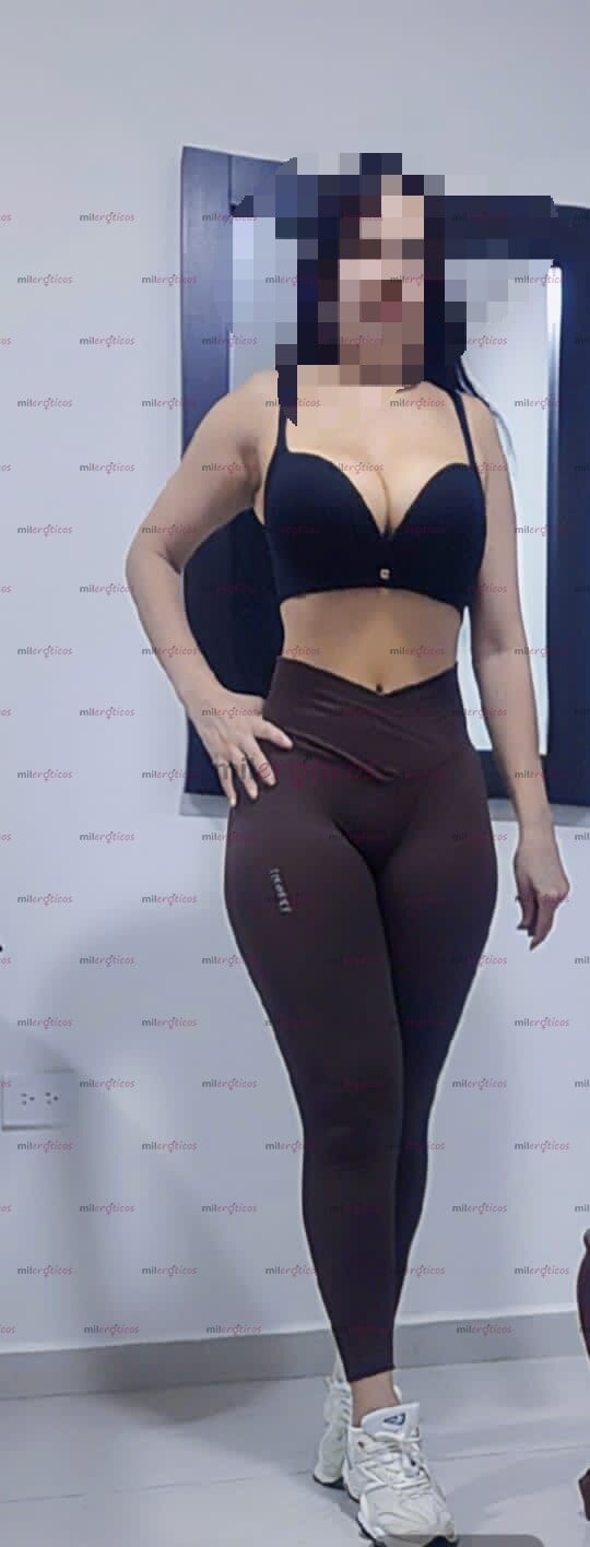 FOTOS DE TIFFANY MUJER MADURA SENOS NATURAL COLA NATURAL