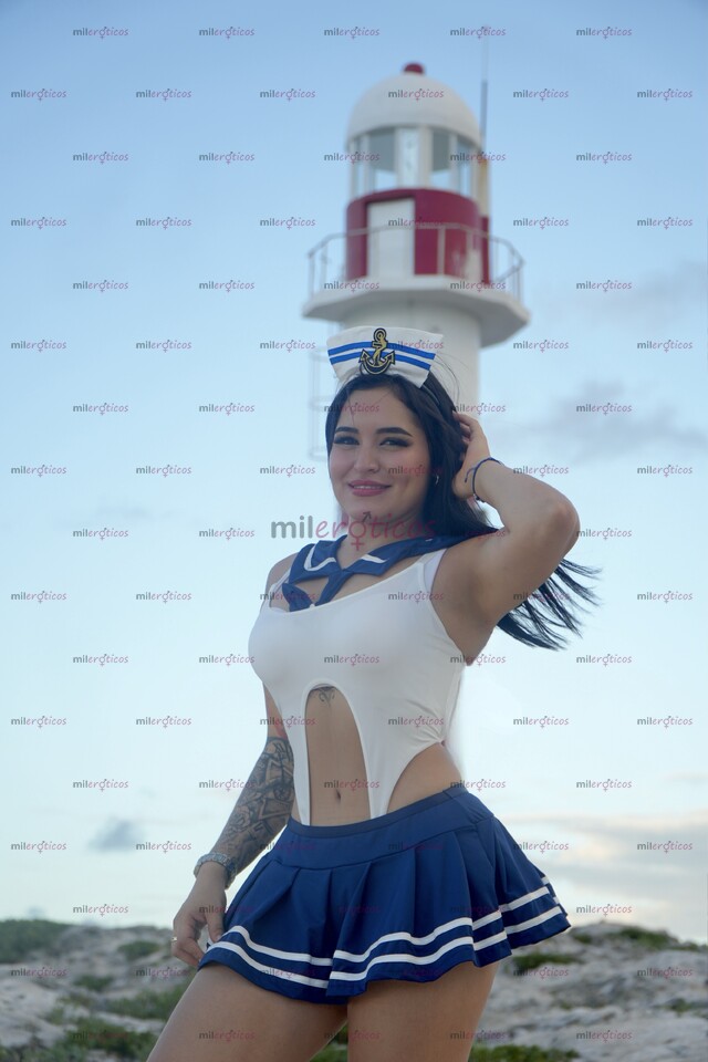 FOTOS DE HERMOSA UNIVERSITARIA DE MEDELLIN , MUCHO SEXO Y DISCRECIÓN ABSOLUTA.