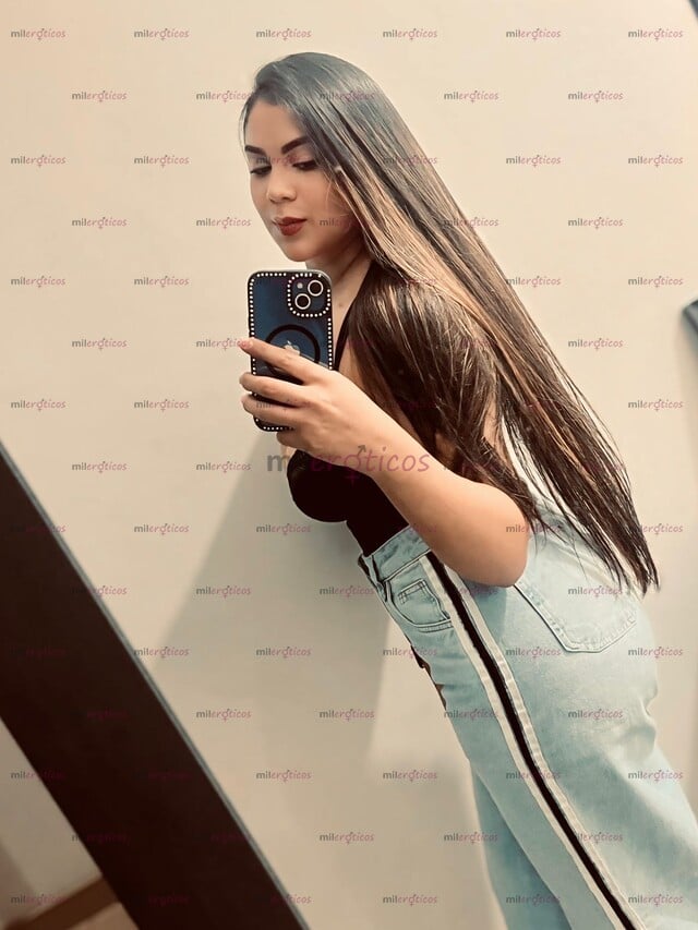 FOTOS DE ARECHITA SUPER NINFÓMANA CON DESEOS INSACIBLES DE MUCHA VERGA