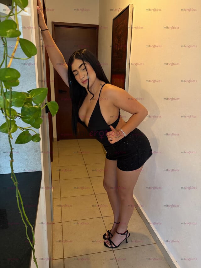 FOTOS DE TETONA, PRECIOSA PAISA, TOP GIRL, 19 AÑOS, CUERPO DE ÁNGEL. HOT HOT