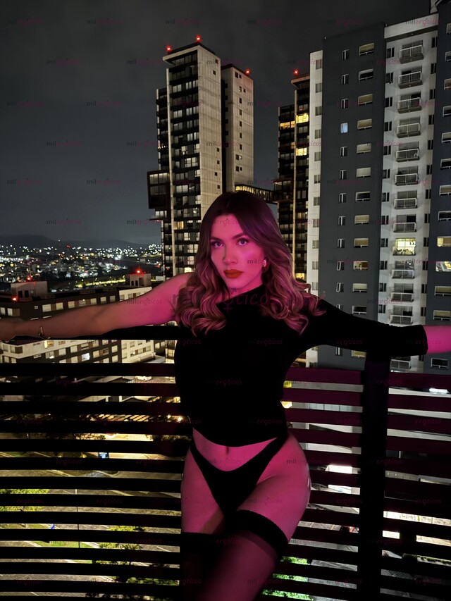 FOTOS DE ! HERMOSA RUBIA OJOS CLAROS , SÚPER HOT Y DISPUESTA A TODO !