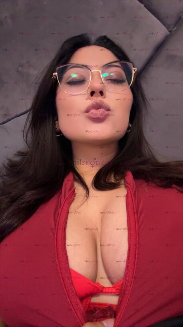 FOTOS DE ANDYY TU CULONA DE GRANDES TETAS FAVORITA. PACKS VIP SIN CENSURA