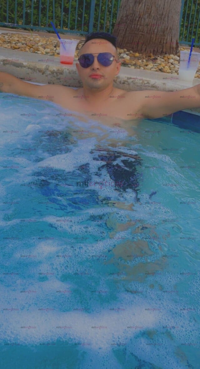 FOTOS DE GIGOLO; HOLA SOY ALEX MIDO1 60 ESTOY A TU DISPOSICIÓN PARA CUMPLIR TUS FANTASIAS