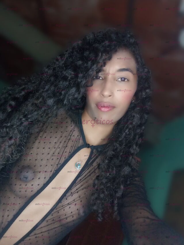FOTOS DE MORENA DE FUEGO Y EXQUISITA, MIRA MI RICA PUCHITA