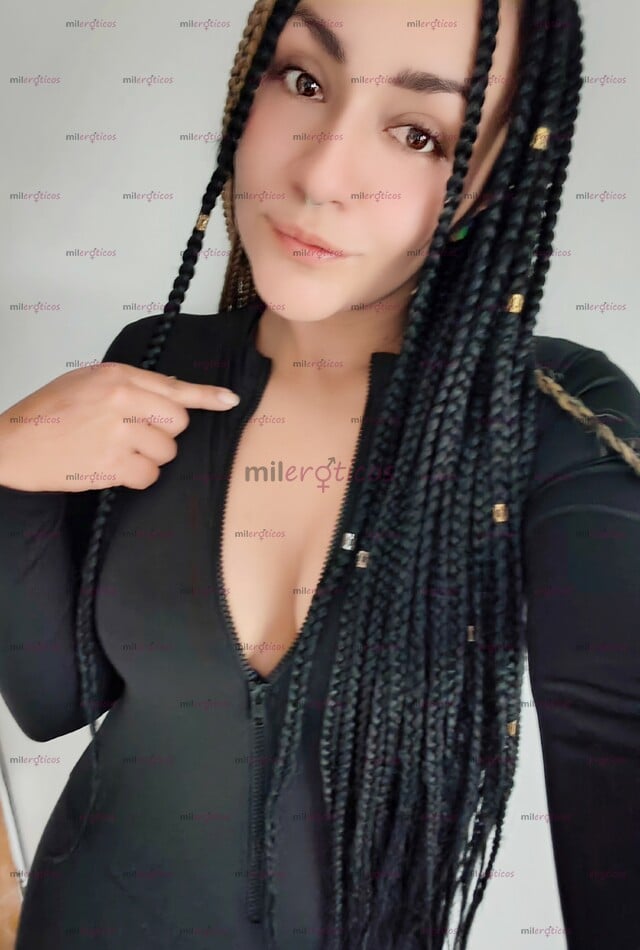 FOTOS DE 15,20,30ALE DELICIOSA MUJER TATUADA SENOS Y COLA NATURAL