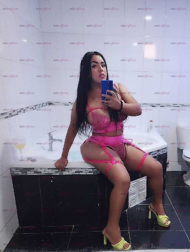 FOTOS DE TRANS VOLUPTUOSA,SENOS TALLA 42.,VERGONA LECHERA