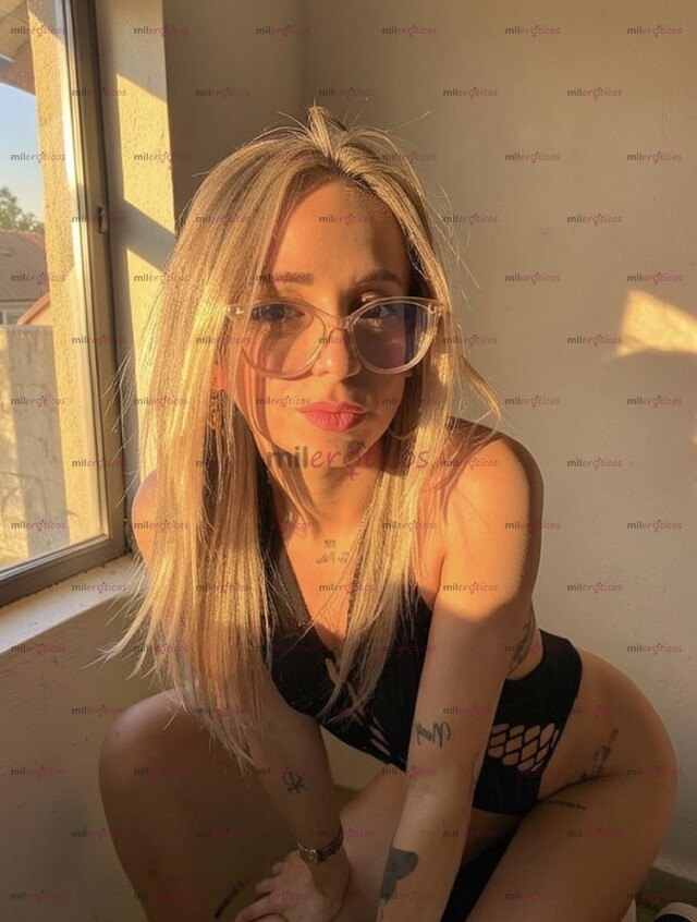 FOTOS DE DELGADITA COLOMBIANA CARITA DE ÁNGEL PERO BIEN PERVERSA EN PRIVADO
