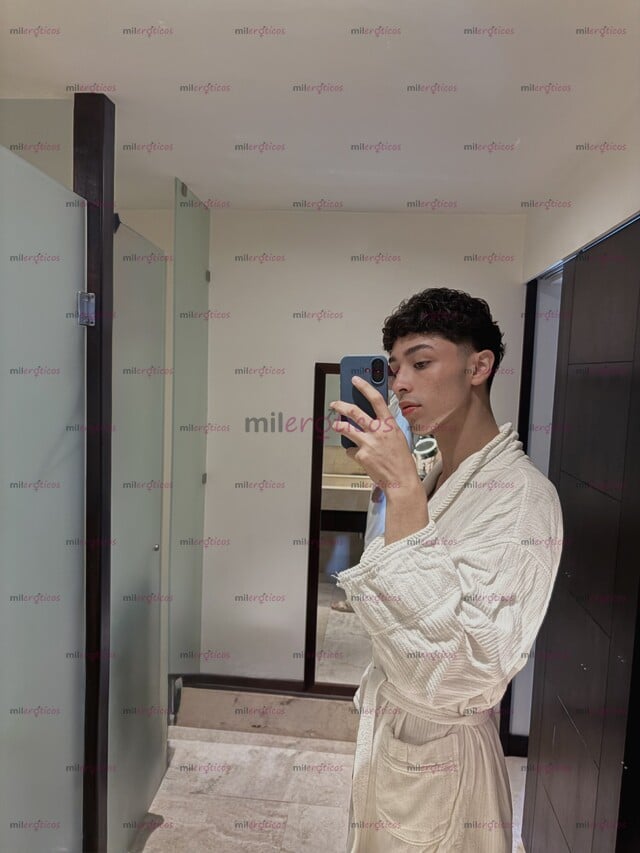 FOTOS DE HERMOSO NENE DELGADO Y BLANQUITO TWINK DELICIOSO!