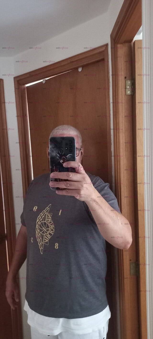 FOTOS DE MASAJISTA QUE TE HARA SUBIR AL CIELO...PRUEBA A UN HOMBRE DE VERDAD......