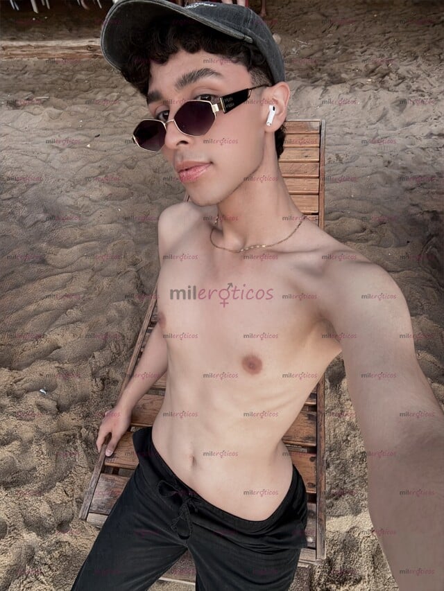 FOTOS DE HERMOSO NENE DELGADO Y BLANQUITO TWINK DELICIOSO!